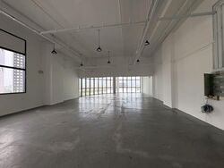 Hh @ Kallang (D13), Factory #563987041